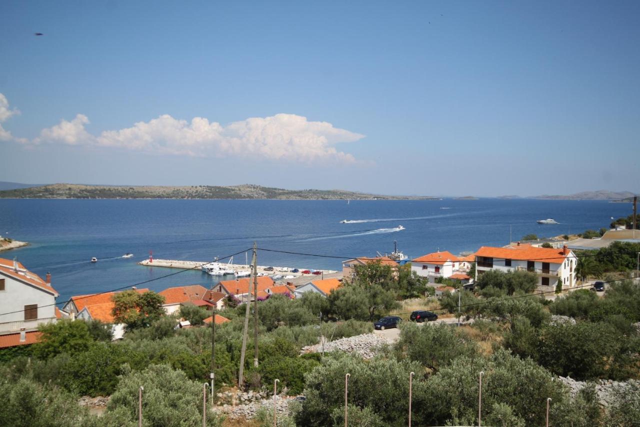 Apartments With A Parking Space Sali, Dugi Otok - 8152 ภายนอก รูปภาพ